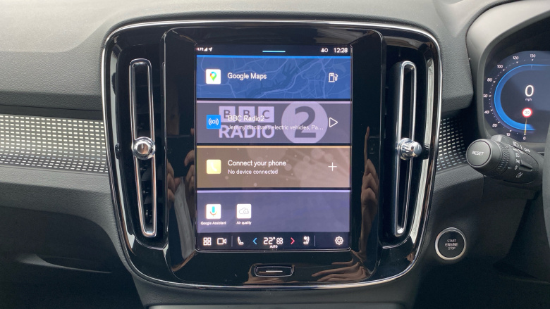 Volvo XC40 2.0 B3P Plus Dark 5dr Auto Petrol Estate